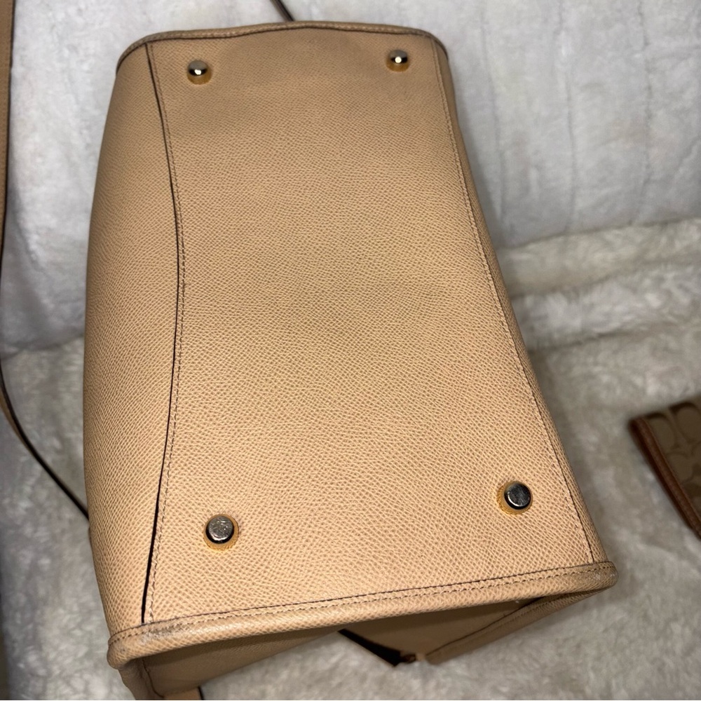 Coach Beige Leather Tote Bag  Coach Linud crossbody tote - Picture 2 of 6